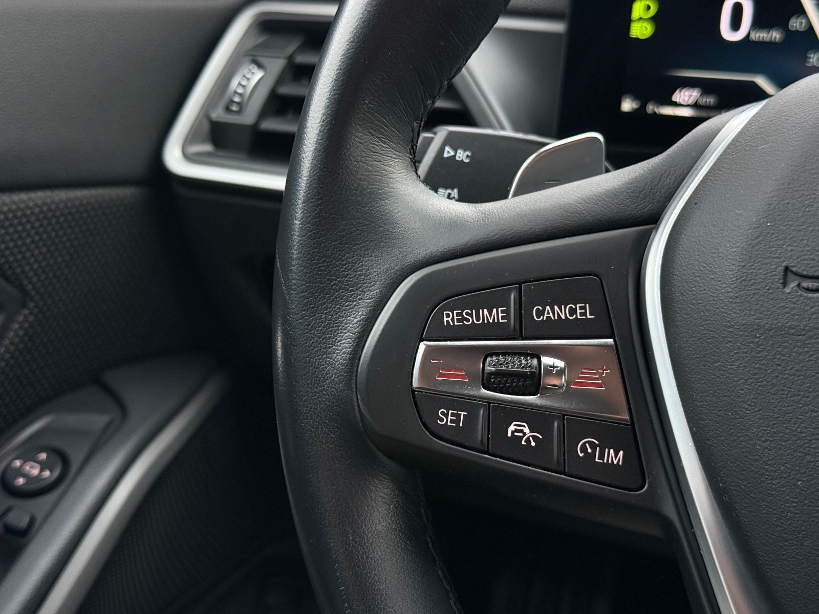 BMW 320 d xDrive - Samsaru's Car Outlet