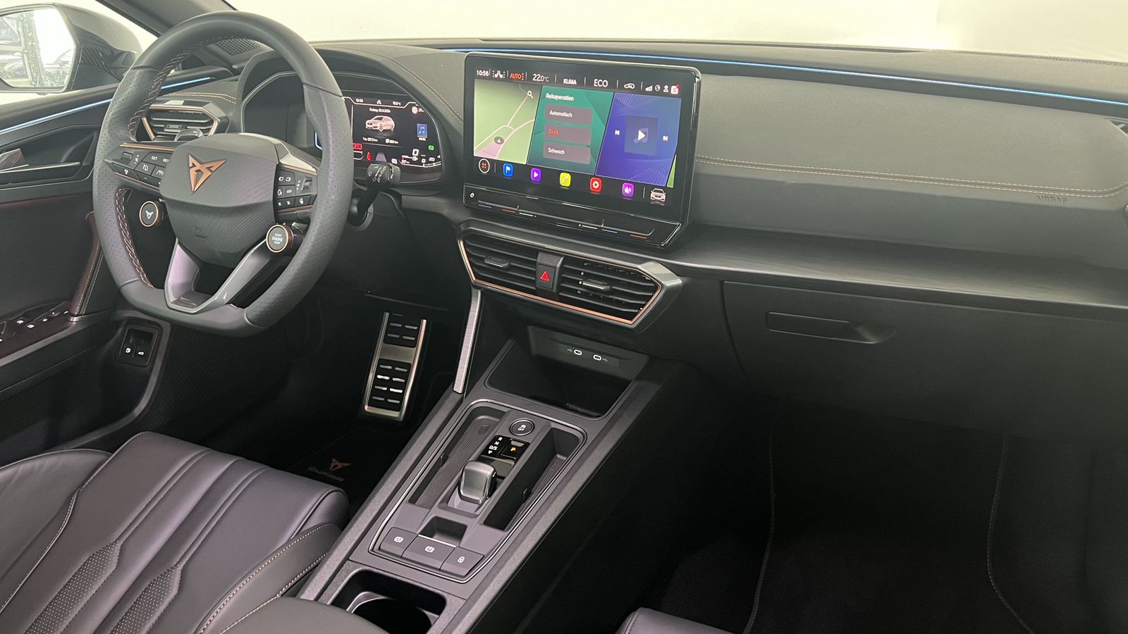 Cupra Leon Sportstourer VZ e-Hybrid - Samsaru's Car Outlet