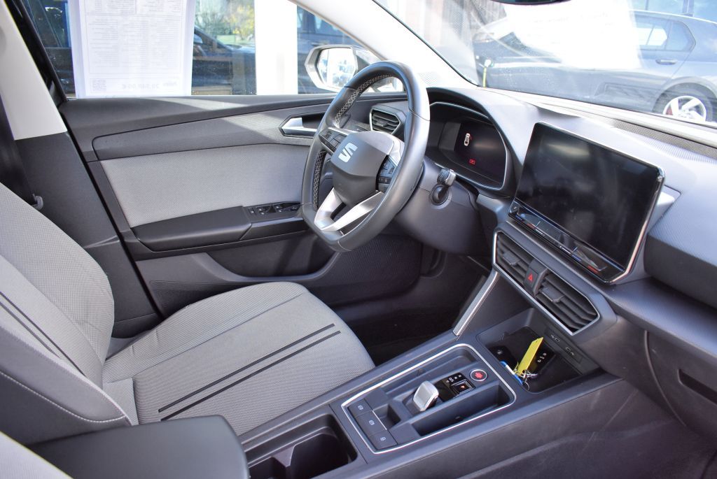 Seat Leon Sportstourer 2.0 TDI Style DSG-Autom. m. Ti