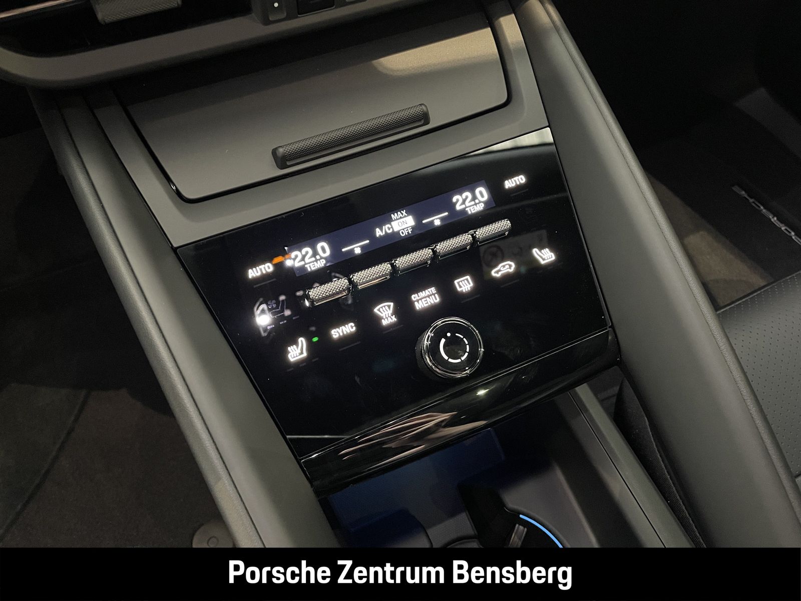 Porsche Macan 4 Electric
