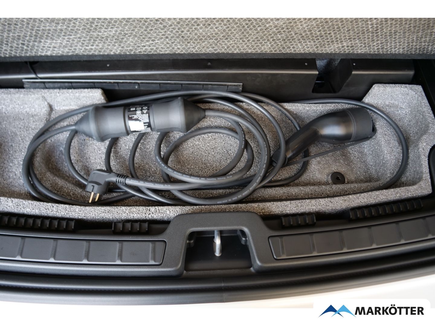 Volvo XC60 T6 AWD Recharge Core STHZ/AHK/BLIS/Google