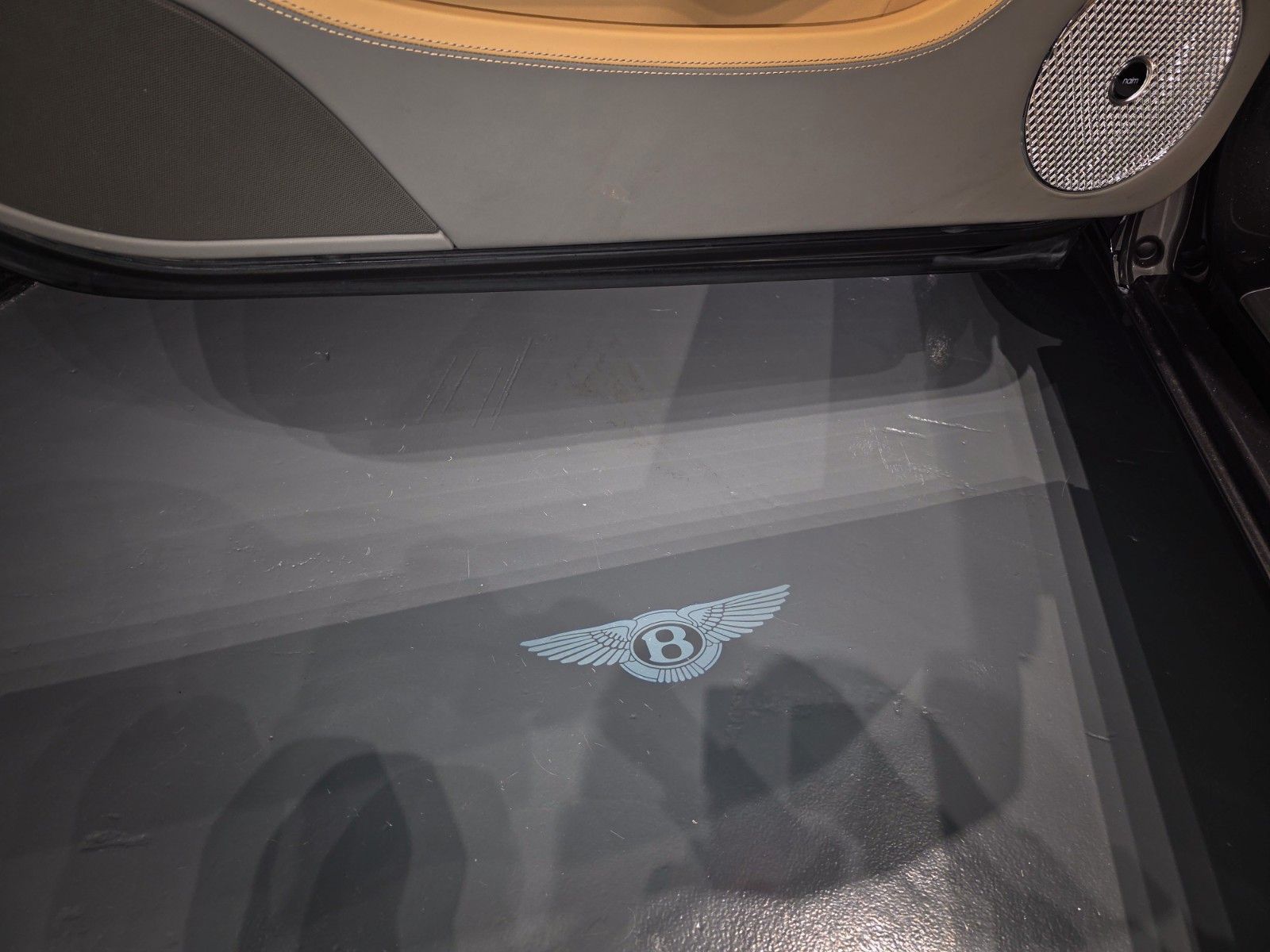 Bentley Continental GT Azure / erste Hand /