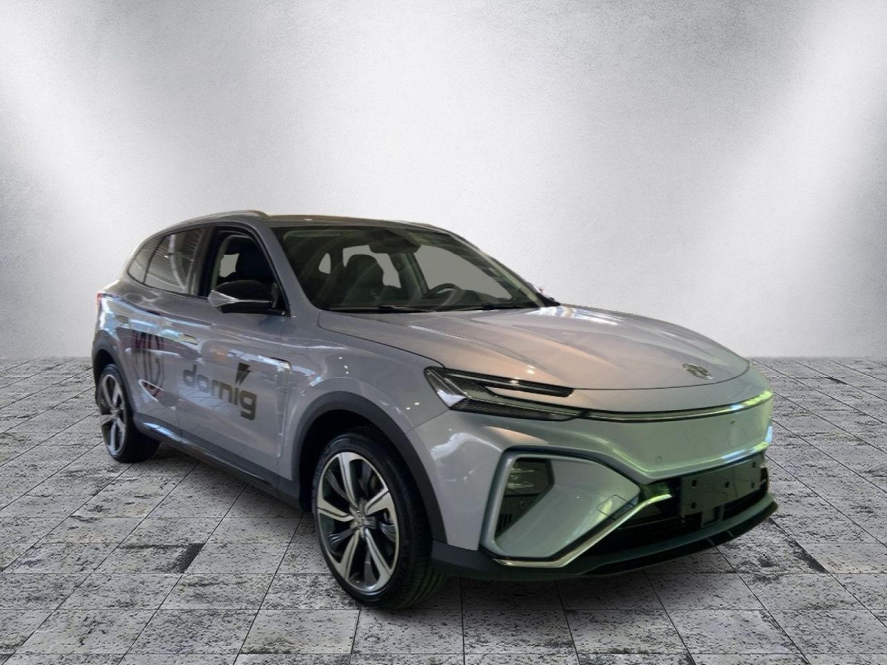 MG Marvel R Luxury