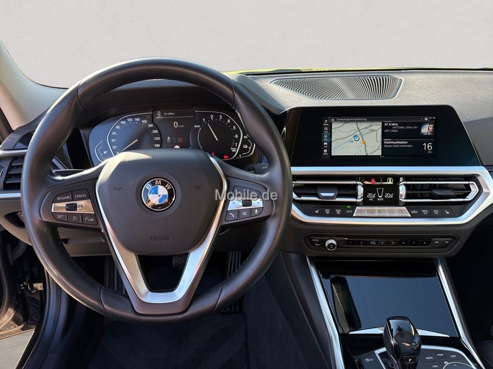 BMW 330e Sport Line - Samsaru's Car Outlet