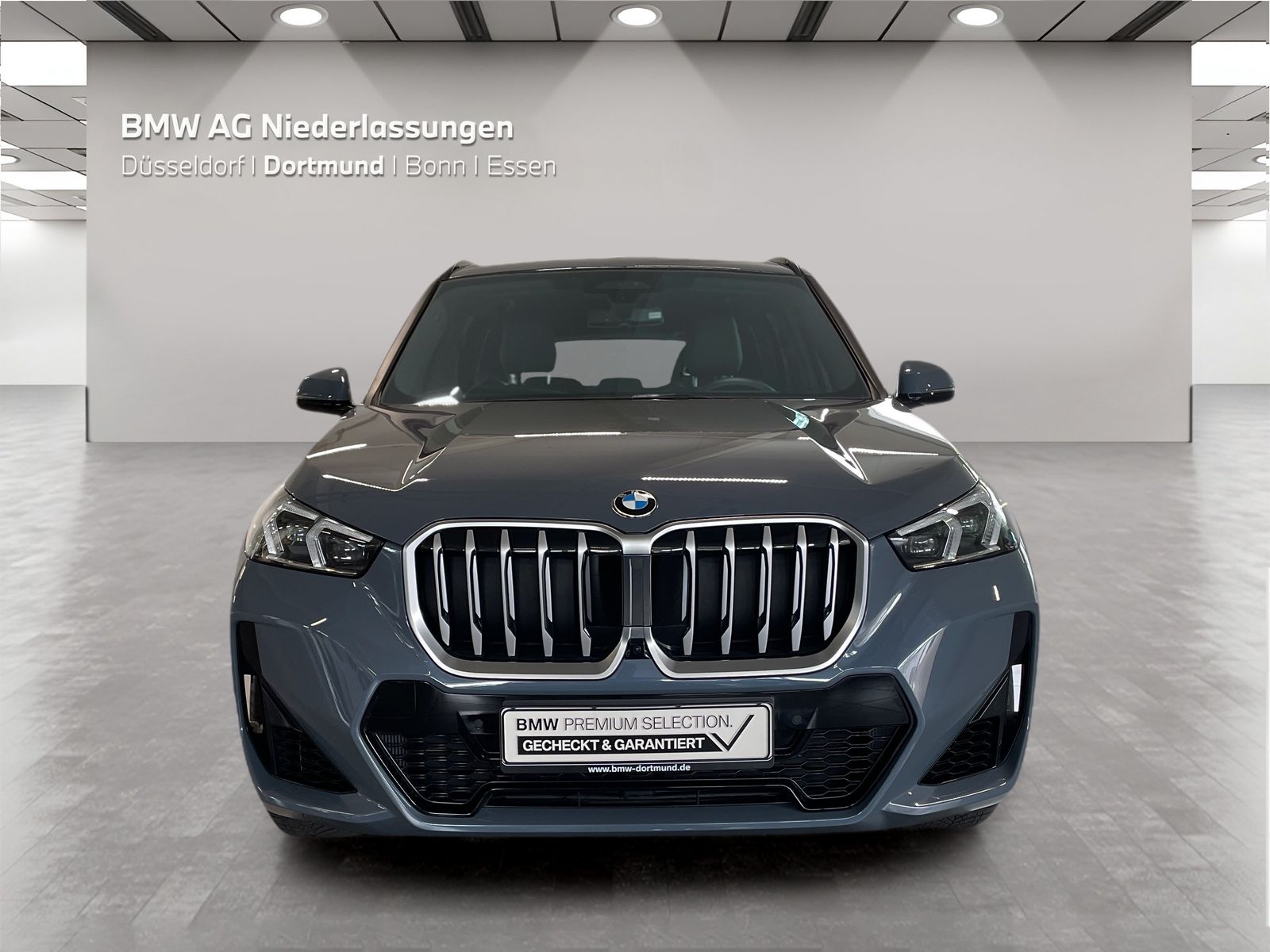 BMW X1 xDrive23i M Sport - Samsaru's Car Outlet