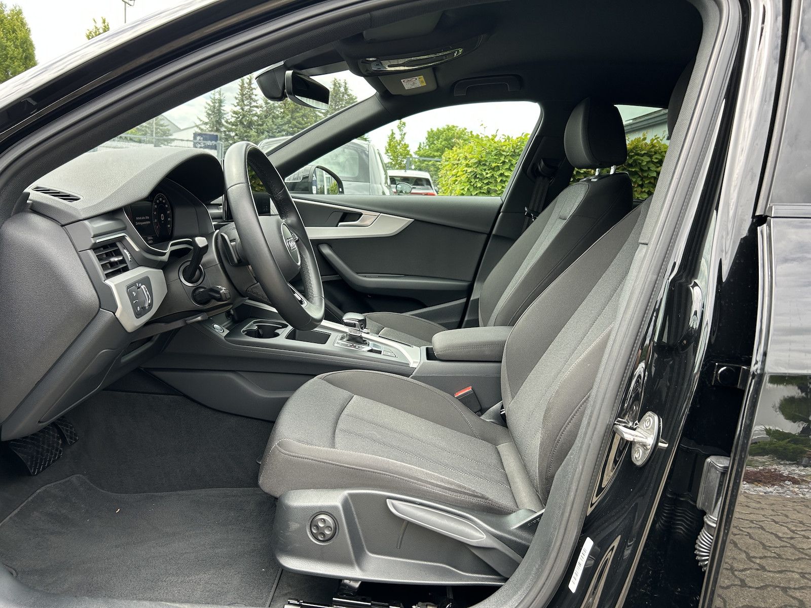 Audi A4 40 TDI quattro S-tronic - Samsaru's Car Outlet