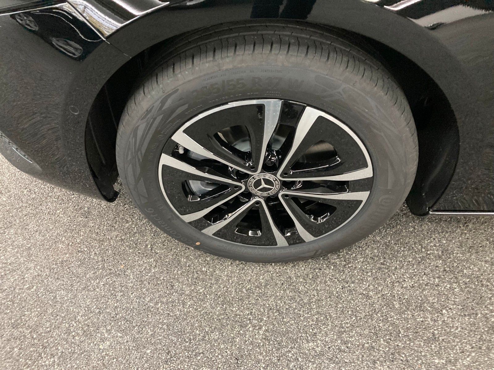 Mercedes-Benz A 250 e - Samsaru's Car Outlet