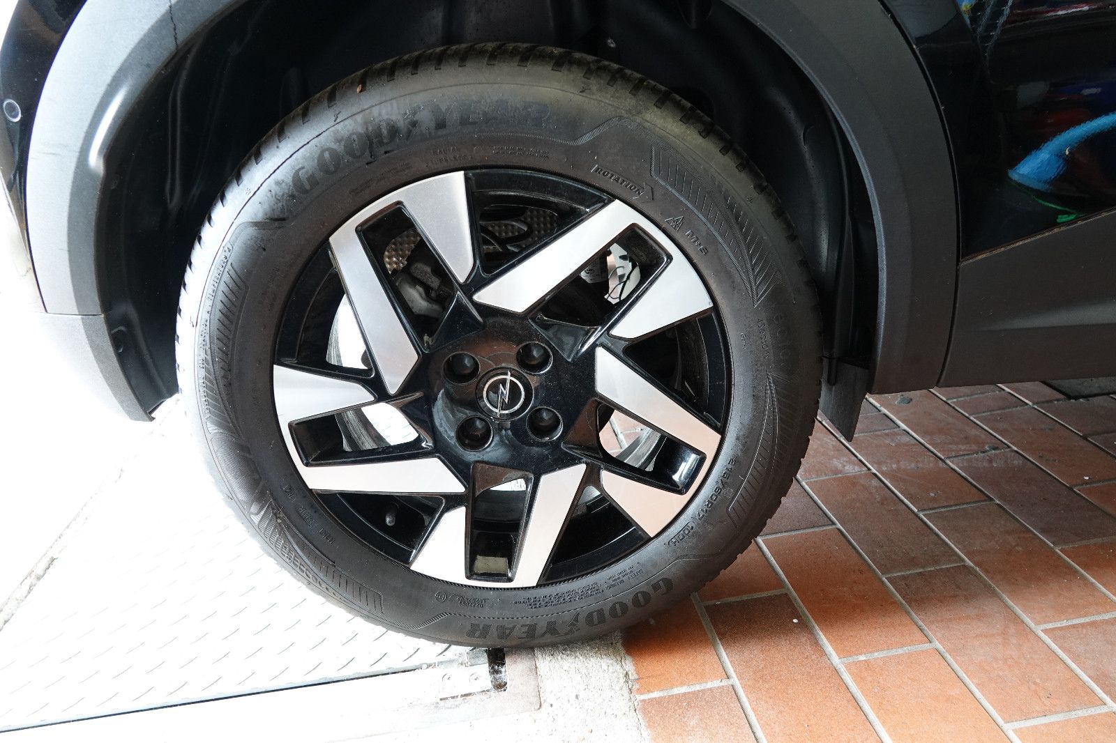 Opel Mokka Elegance - Samsaru's Car Outlet
