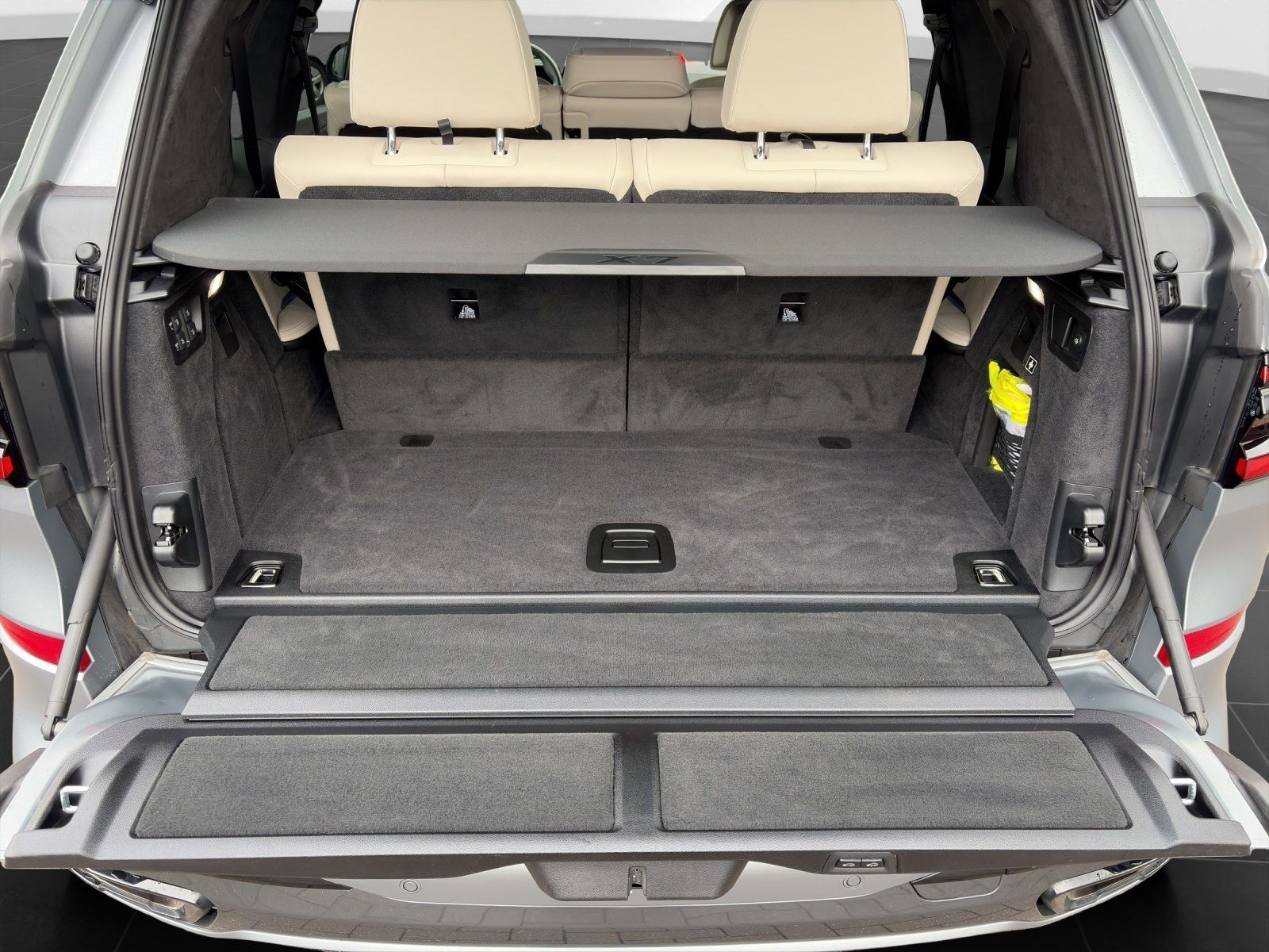 BMW X7 xDrive40d | M Sport Pro| Frozengrey| UPE 149.