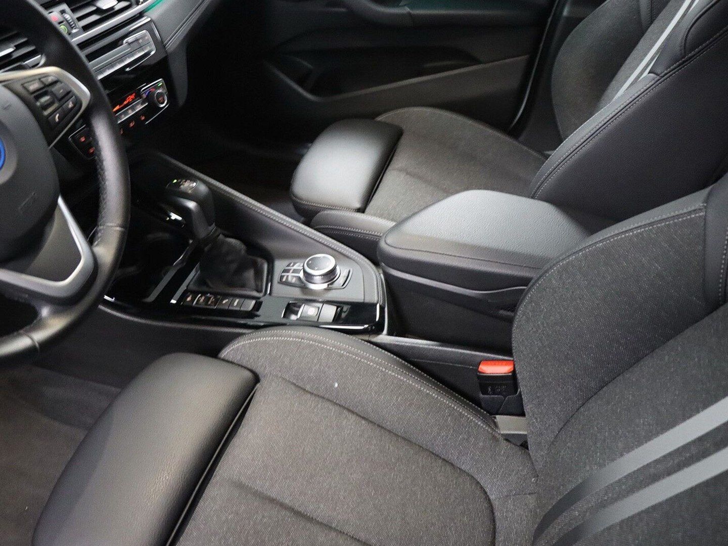 BMW X1 xDrive25e Sport Line - Samsaru's Car Outlet