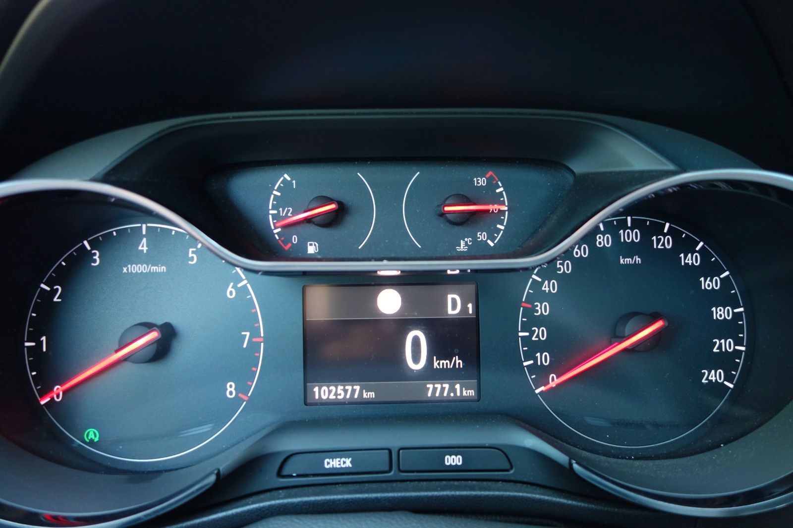 Opel Crossland (X) 1.5D Innovation - Samsaru's Car Outlet