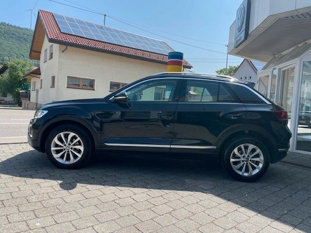 Volkswagen T-Roc 1.5 TSI Style - Samsaru's Car Outlet