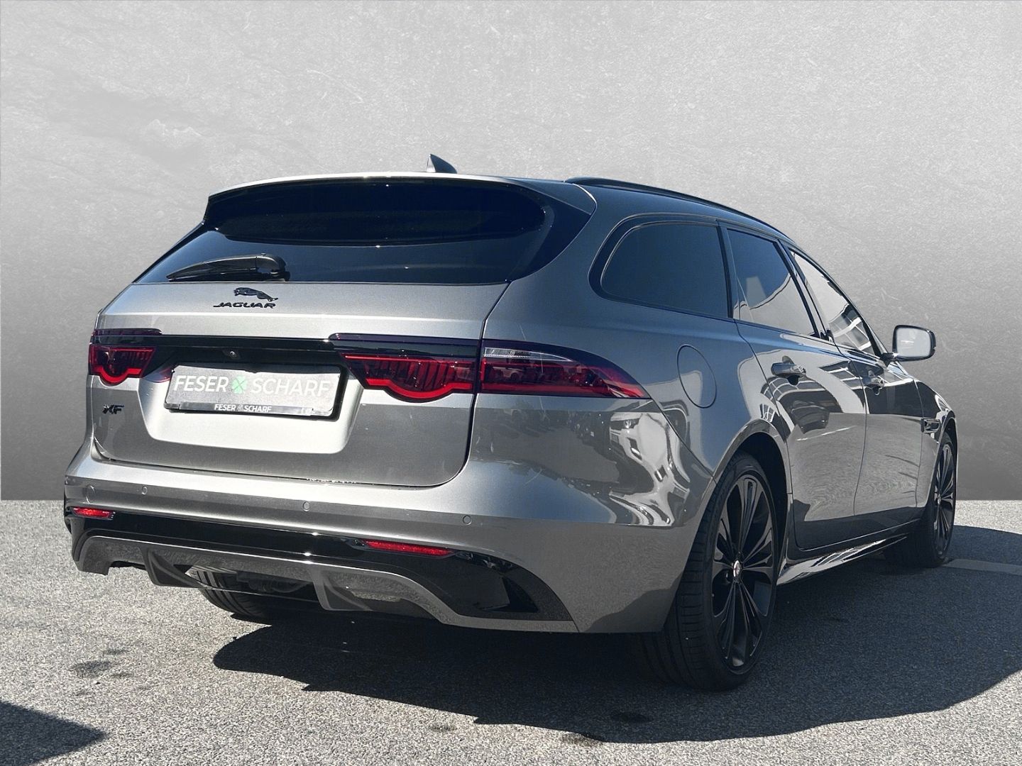 Jaguar XF Sportbrake R-Dynamic Black D200 AWD AHK Pano