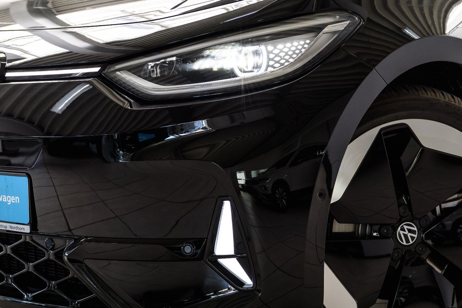 Volkswagen ID.3 GTX IQ-LIGHT+AHK+PANO+360°-KAM+NAV+WÄRMEP.