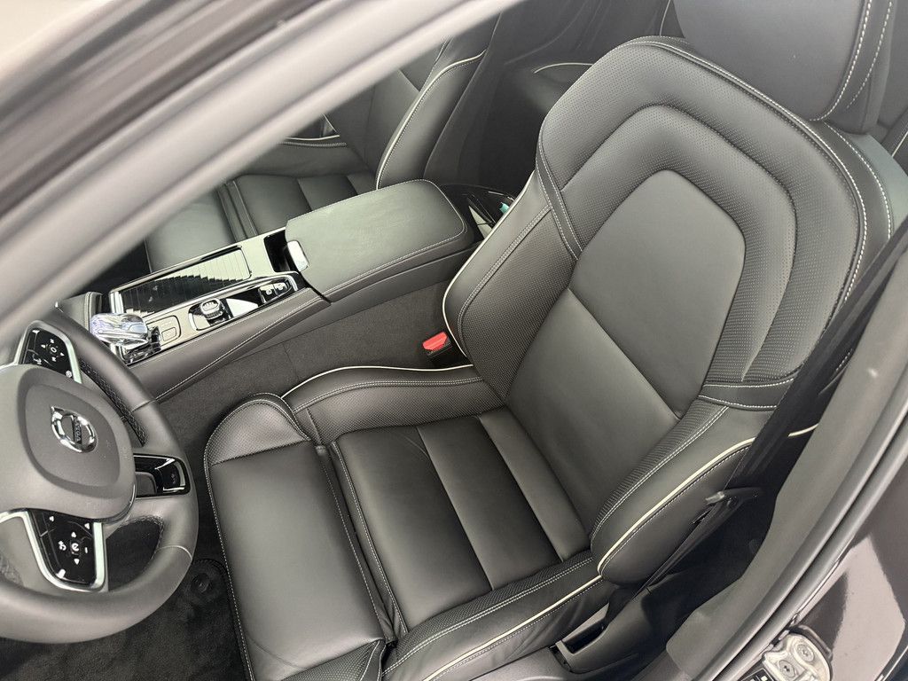 Volvo S90 T8 Plus Dark Plug-In Hybrid AWD