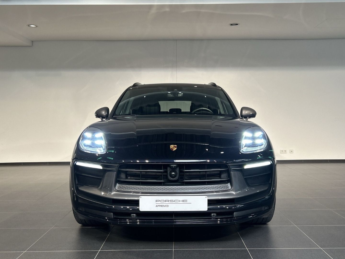 Porsche Macan T BOSE Sportabgasanlage Panoramadach LED