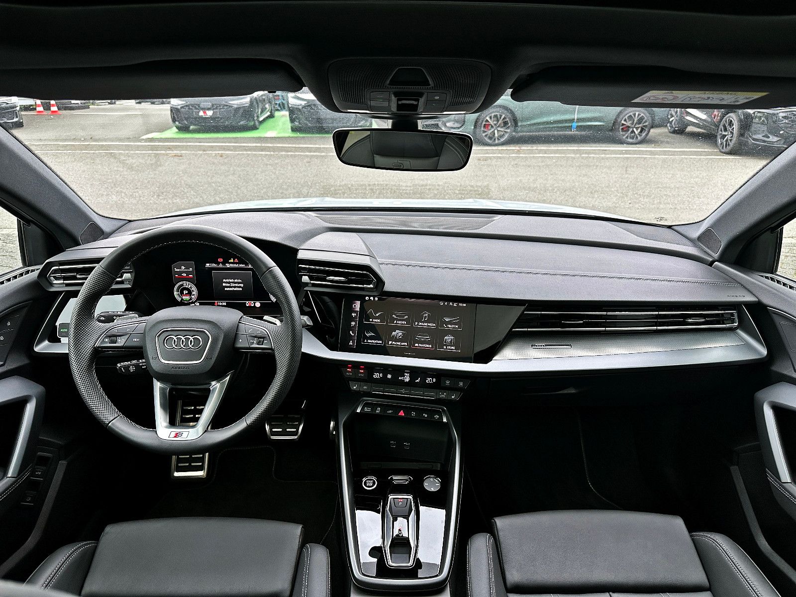 Audi A3 Sportback 45TFSIe S LINE BLACK PANO KAMRA VC+
