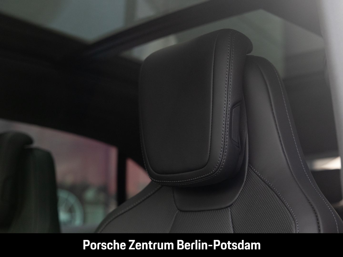 Porsche Macan 4S Burmester Panoramadach Luftfederung