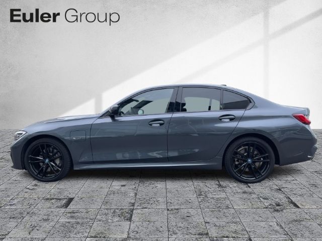 BMW 330 e Limousine - Samsaru's Car Outlet