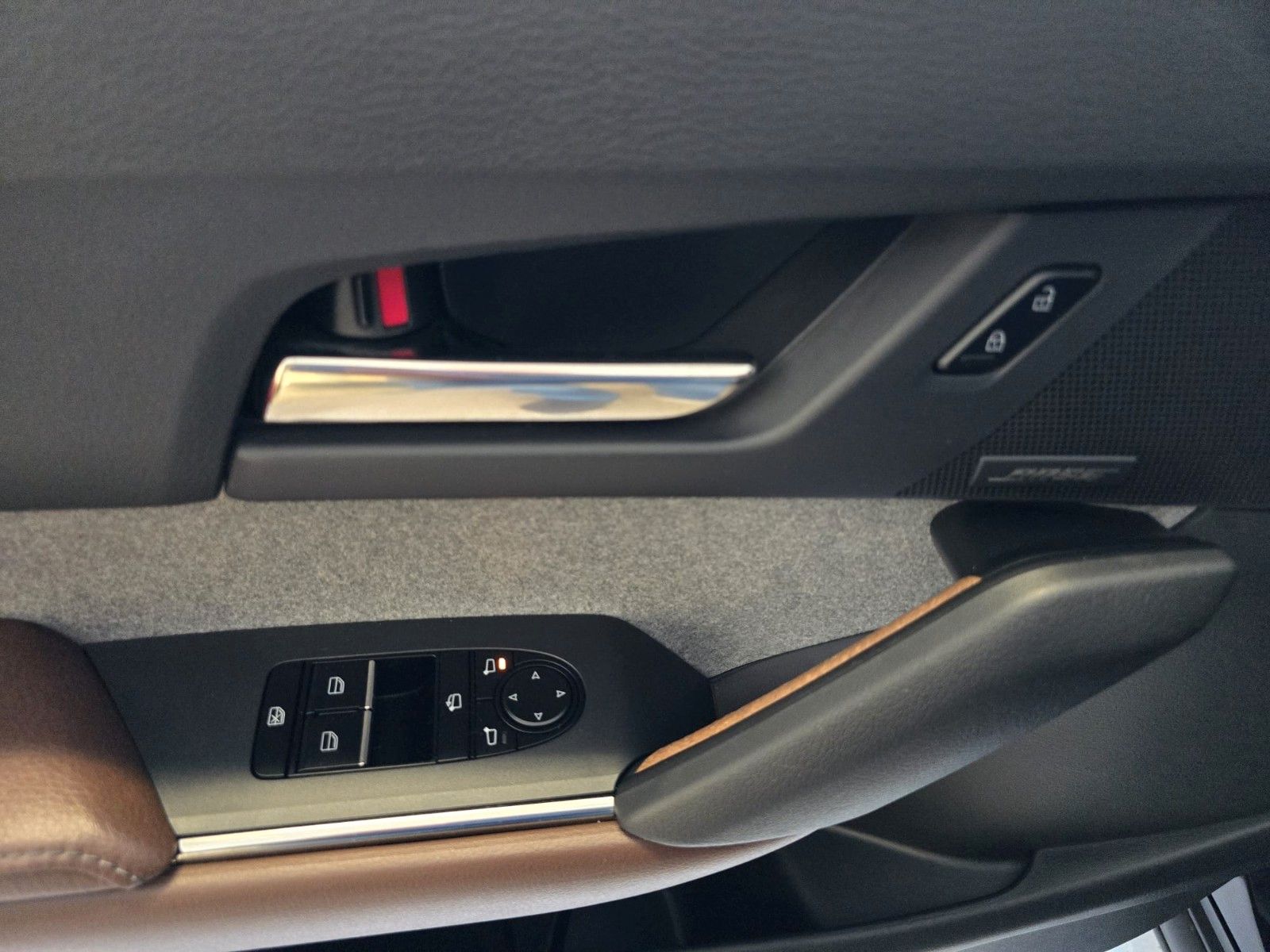 Mazda MX-30 e-SKYACTIV *KOM-P*IV-P*PRE-P*HUD*BOSE*360°