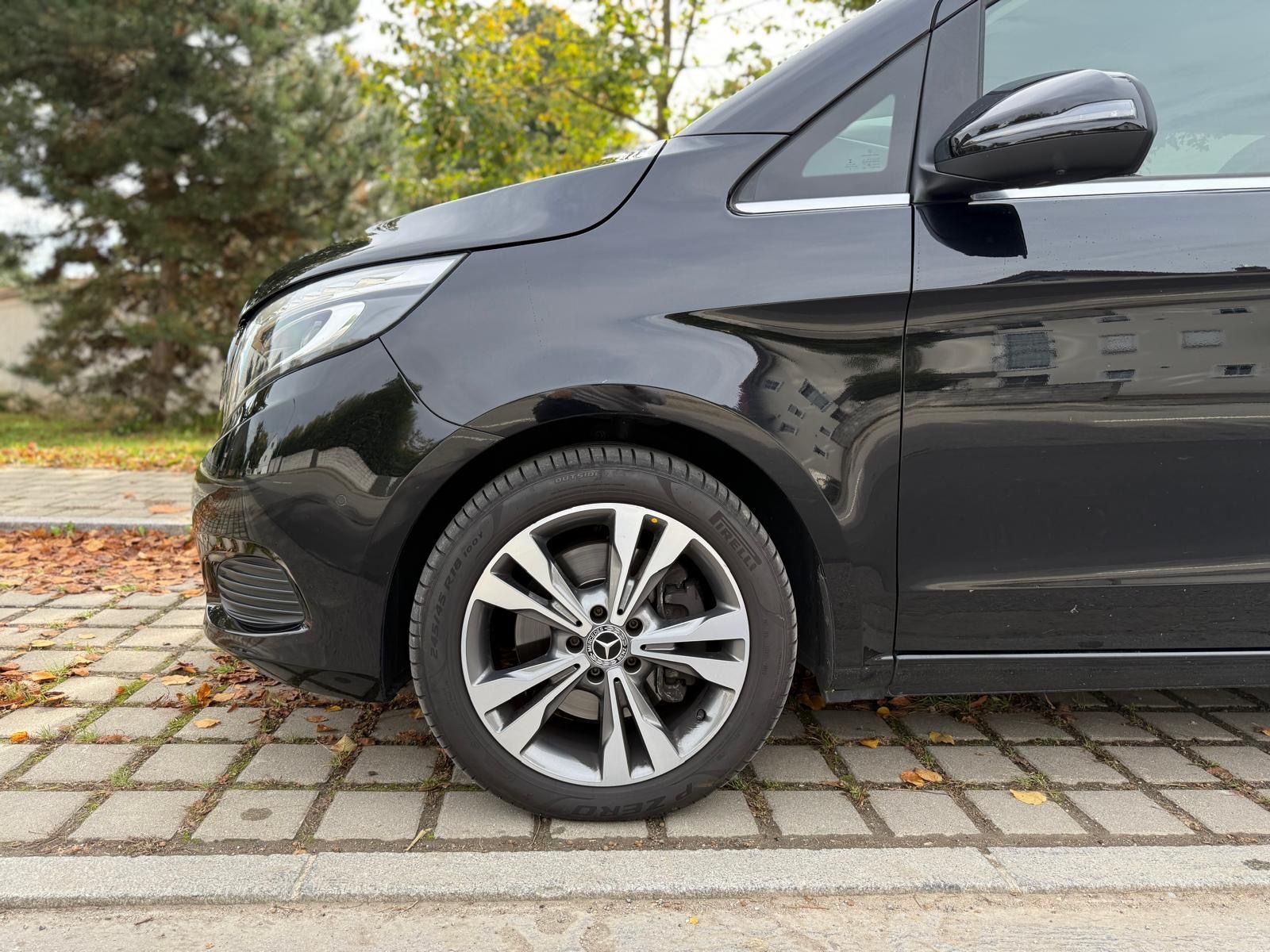 Mercedes-Benz V 220 V -Klasse AVANTG./EDITION - Samsaru's Car Outlet
