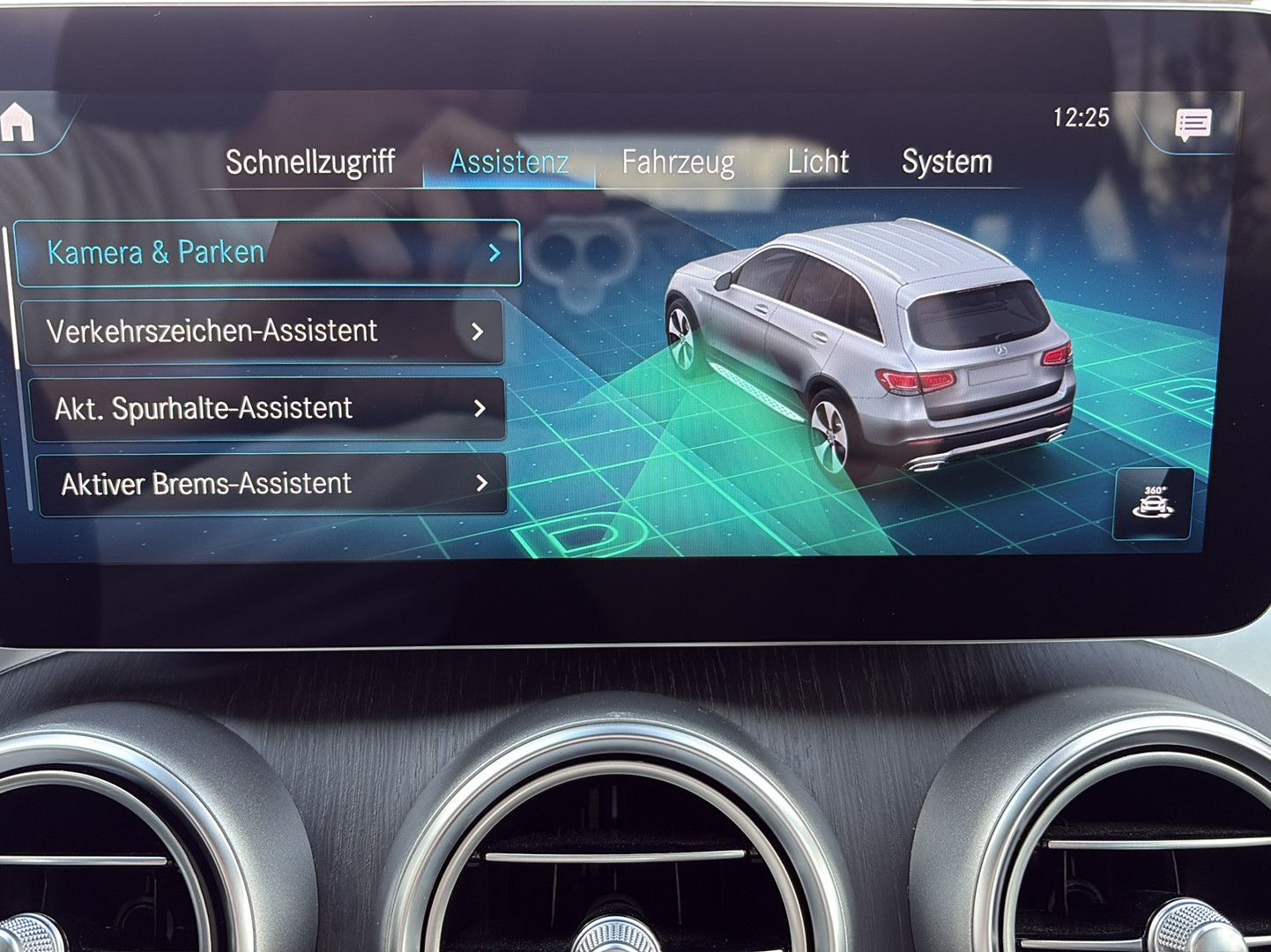 Mercedes-Benz GLC 300 d AMG 19*HUD*Distro*360*Lufteder*Mubeam*