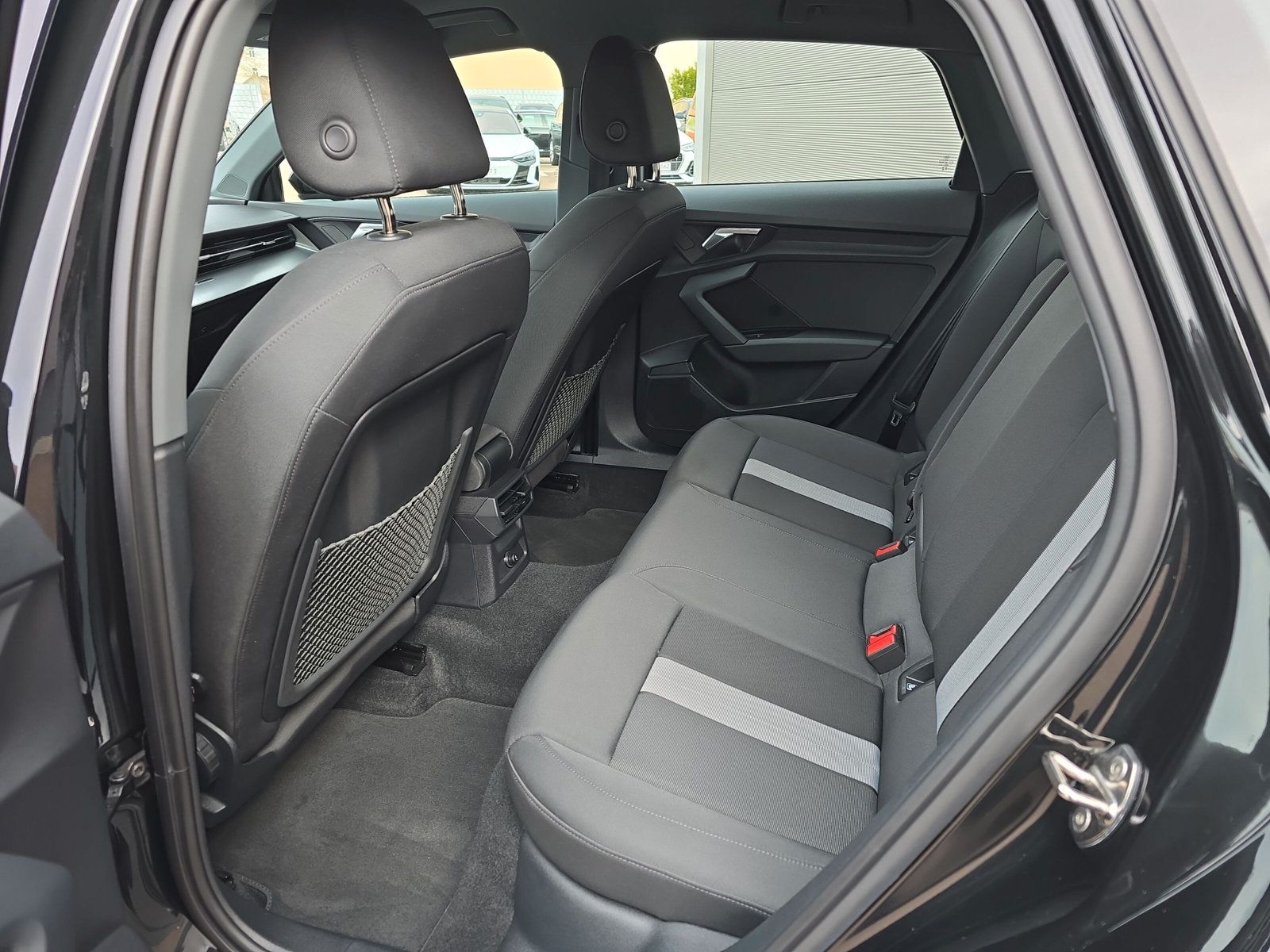Audi A3 Sportback 30 TDI advanced - Samsaru's Car Outlet