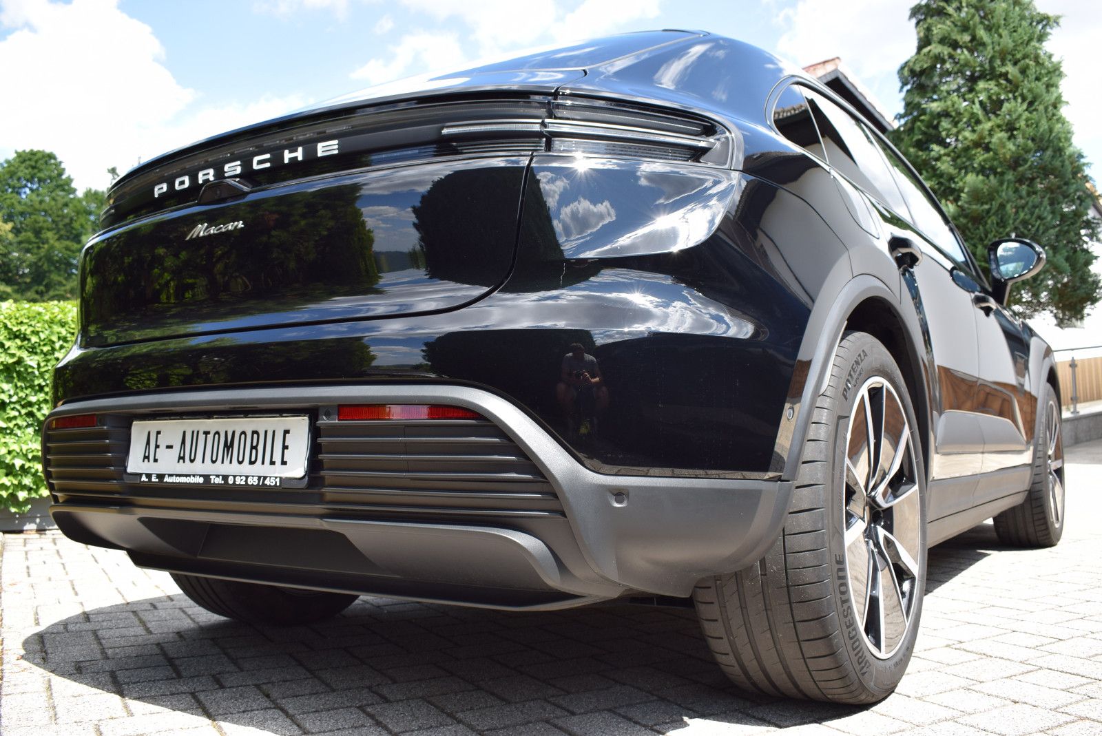 Porsche Macan Electric - Samsaru's Car Outlet