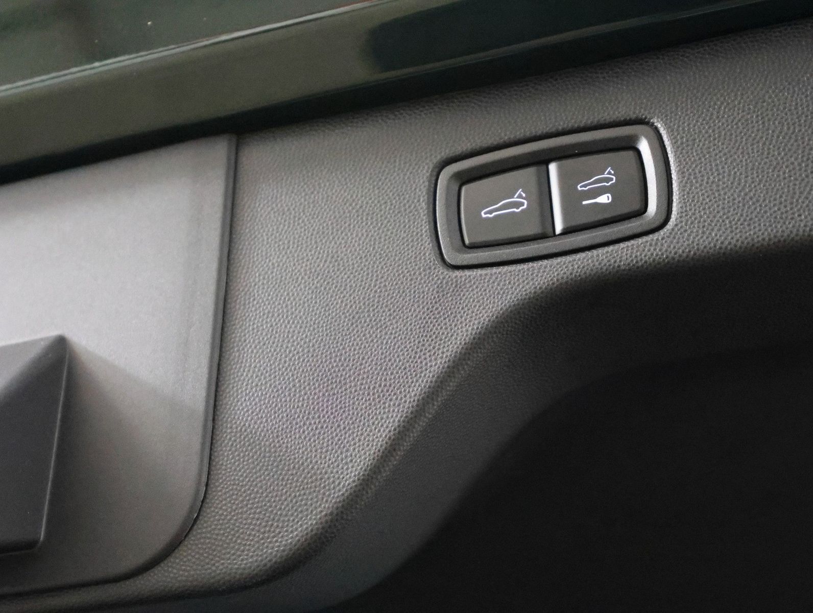 Porsche Macan Electric Turbo