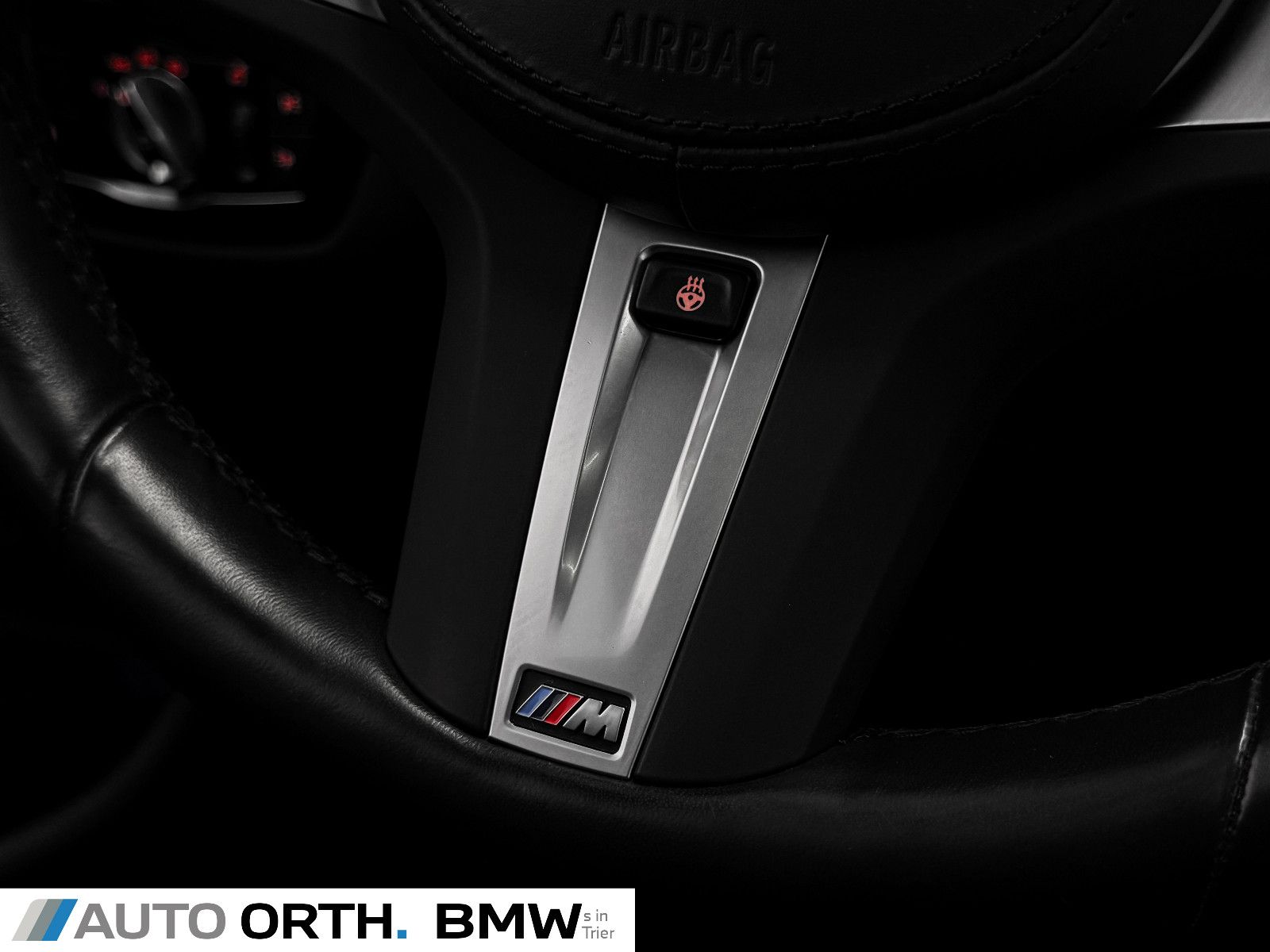 BMW 530d xDrive Touring PANO ST-HZG MASSAGE SITZLÜFT