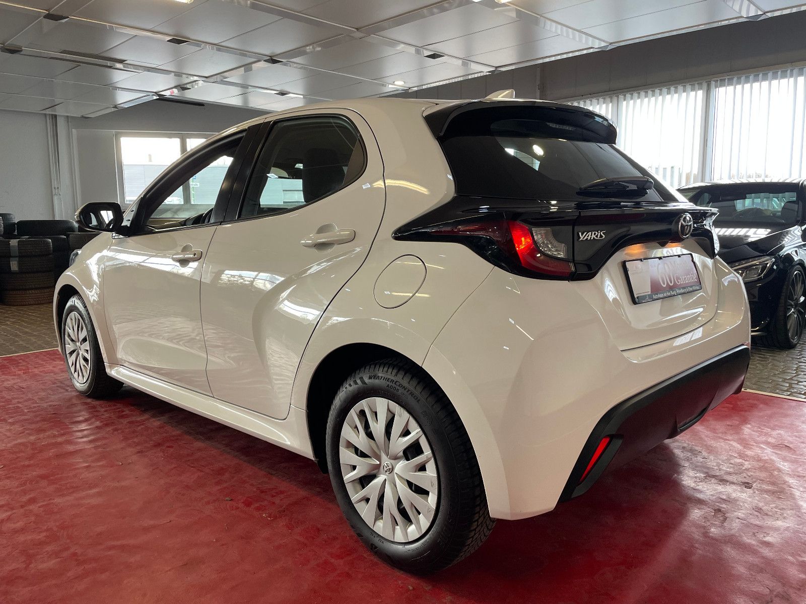 Toyota Yaris Comfort - Samsaru's Car Outlet