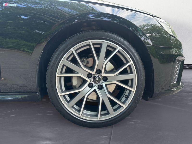Audi A4 Avant 40 TDI quattro S-line - Samsaru's Car Outlet