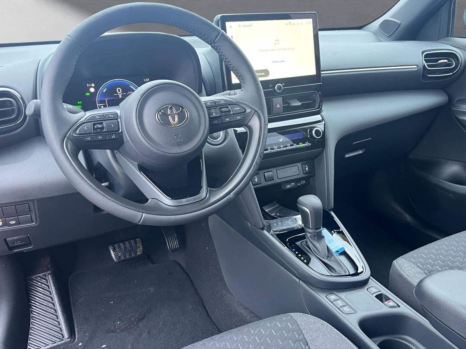 Toyota Yaris Cross Hybrid Teamplayer SAFETY*WINTER*