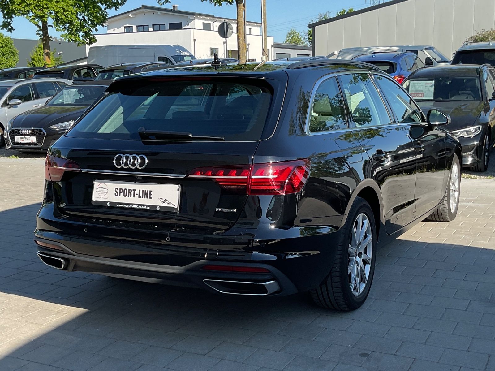 Audi A4 Av.40 TDI quattro S-Tr.Matrix - Samsaru's Car Outlet