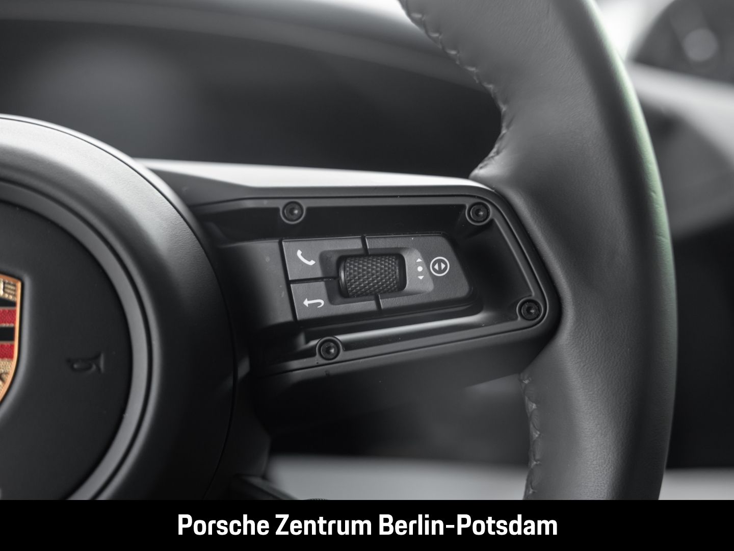 Porsche Taycan GTS Sport Turismo Burmester Panoramadach