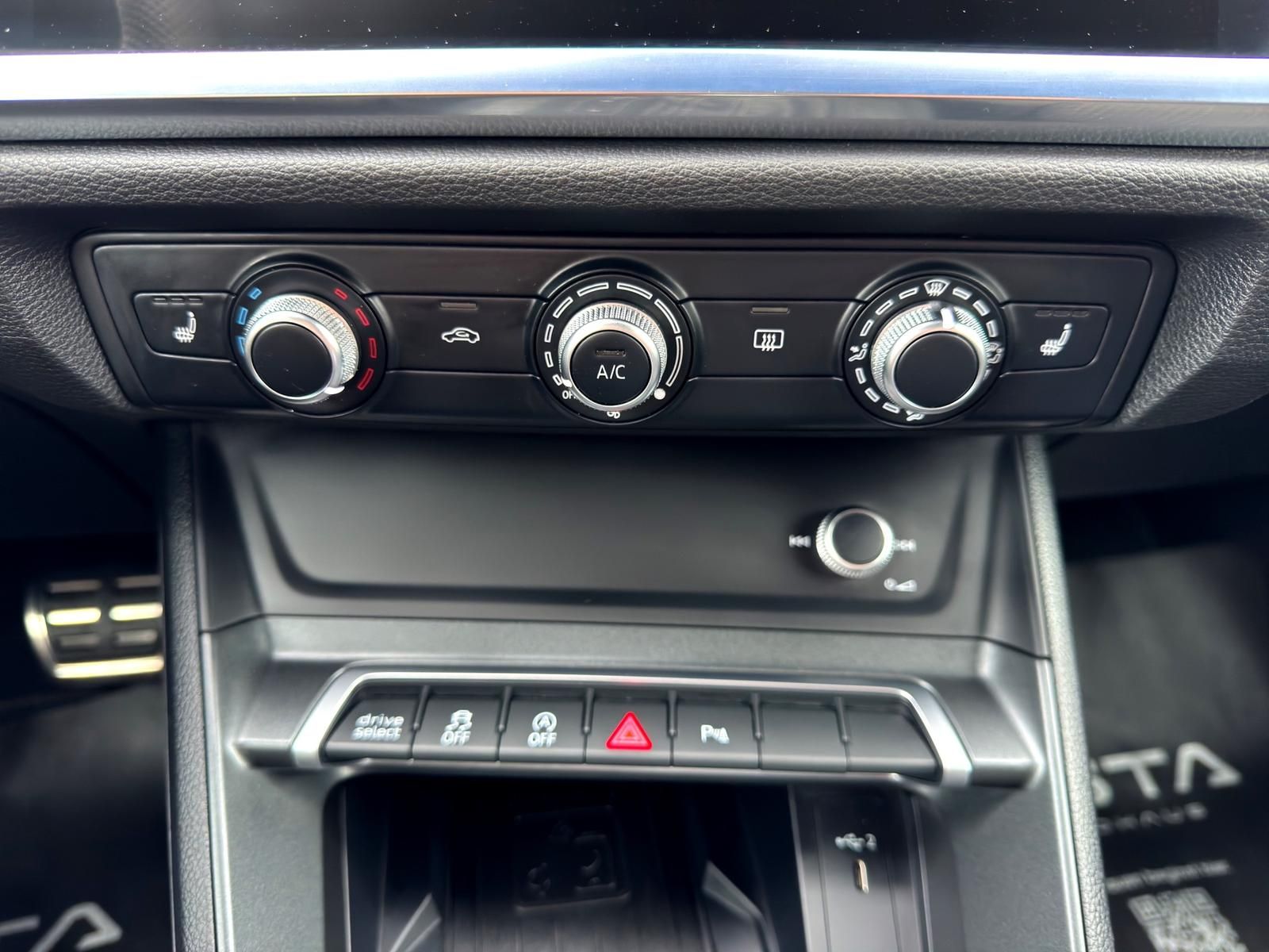 Audi Q3 40 TFSI S-Line - Samsaru's Car Outlet