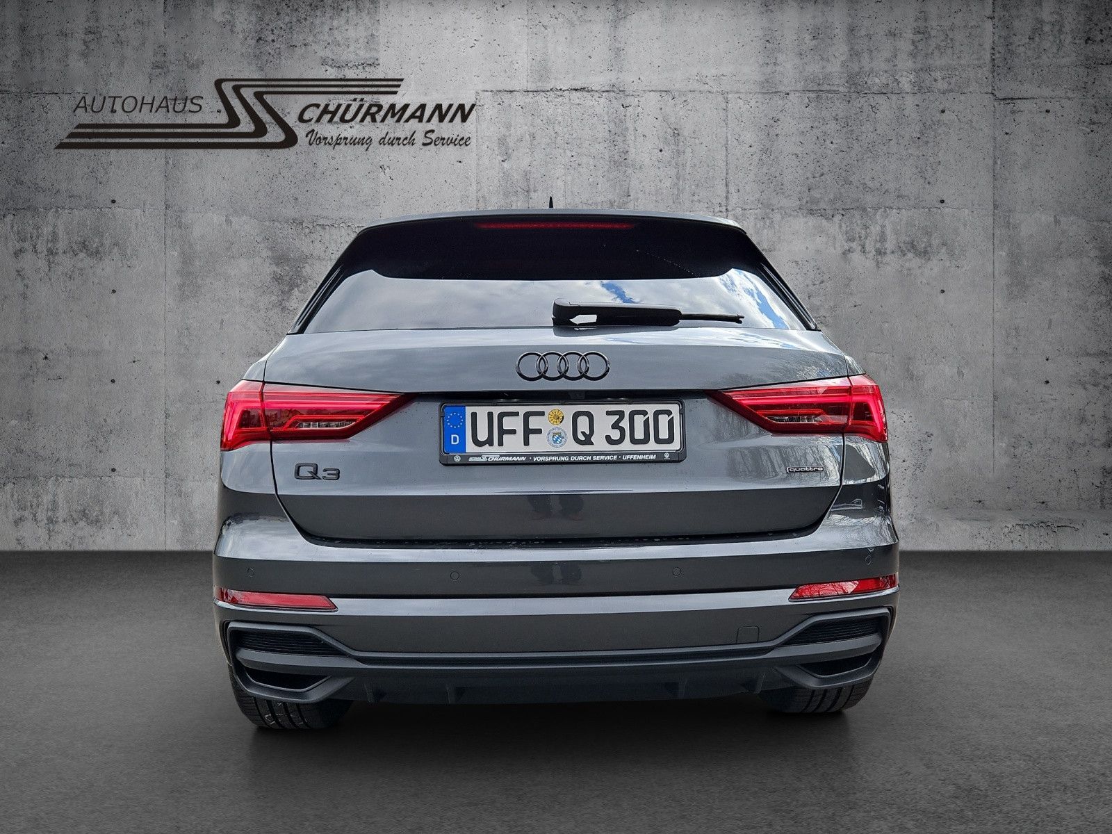 Audi Q3 40 TFSI quattro S tronic S line - Samsaru's Car Outlet