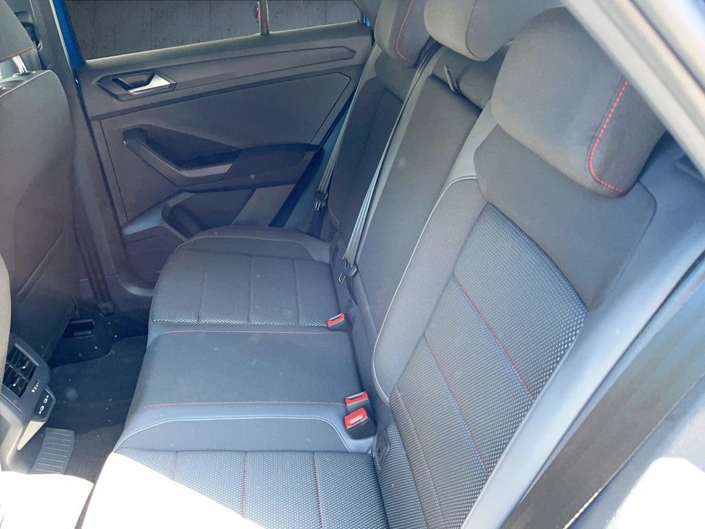 Volkswagen T-Roc 1.5 TSI DSG Sport R-Line - Samsaru's Car Outlet