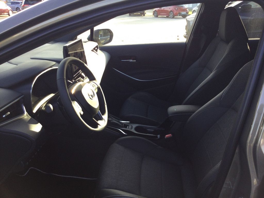 Toyota Corolla Touring Sports 2.0 Hybrid Team D