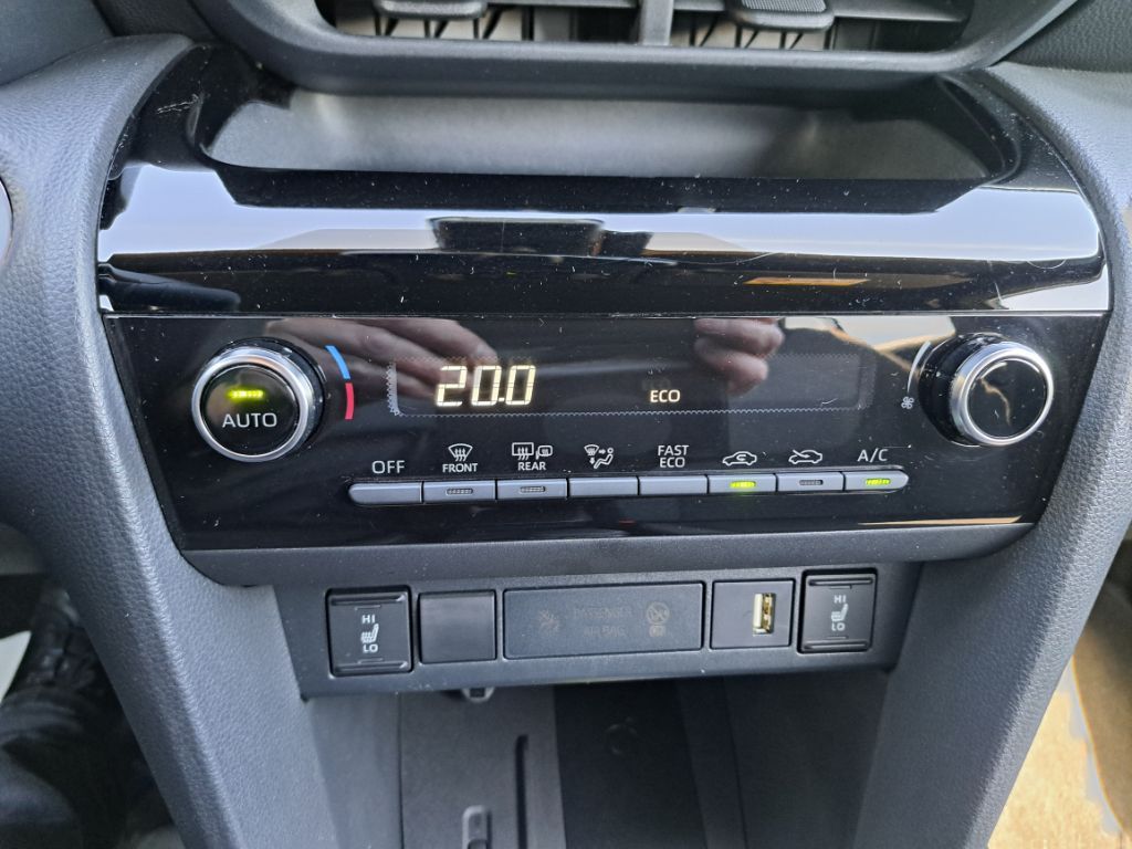 Toyota Yaris Cross Hybrid 1.5 VVT-i Team Deutschland
