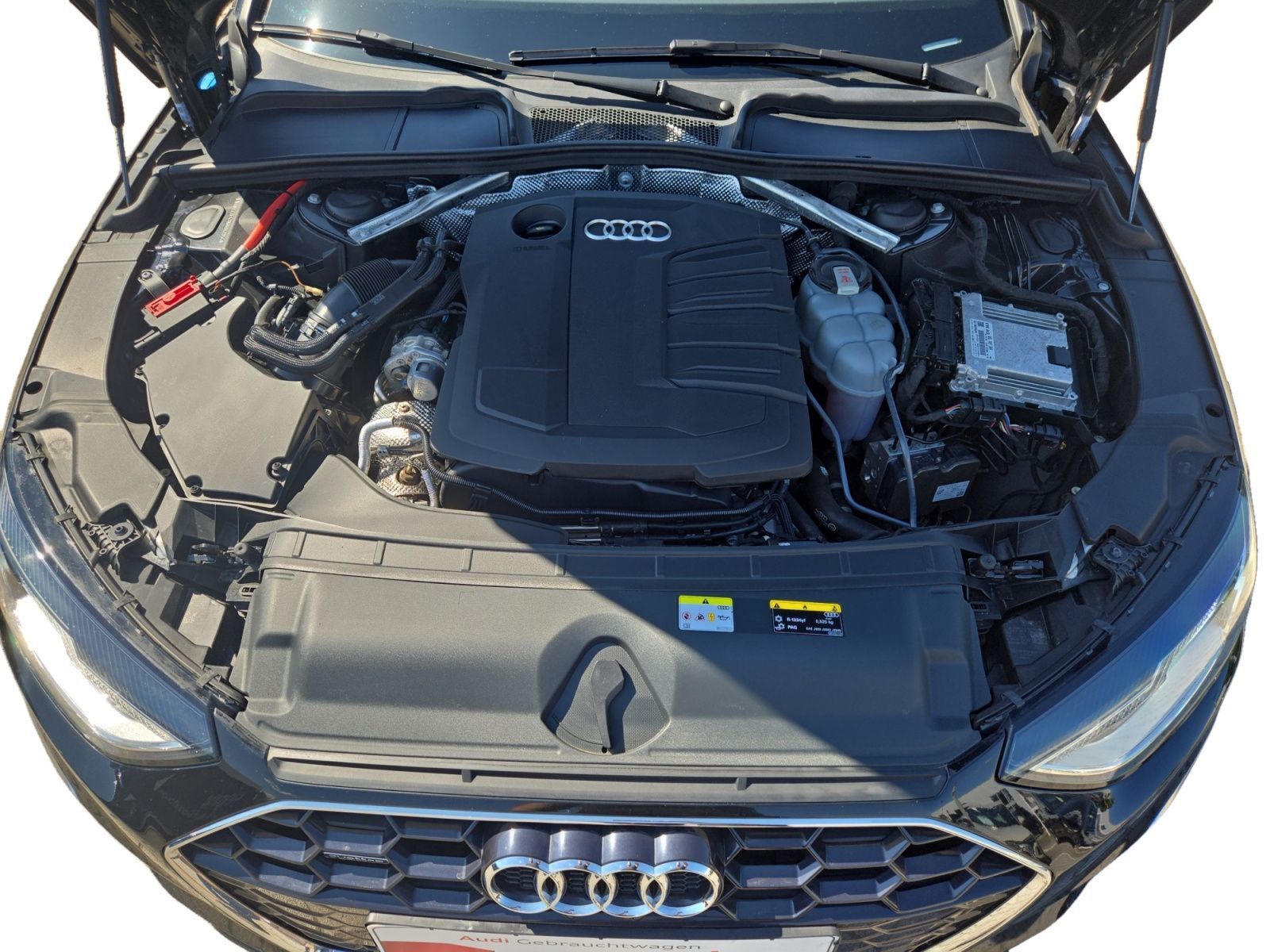 Audi A4 Avant S line 40 TDI qu. S tronic - Samsaru's Car Outlet