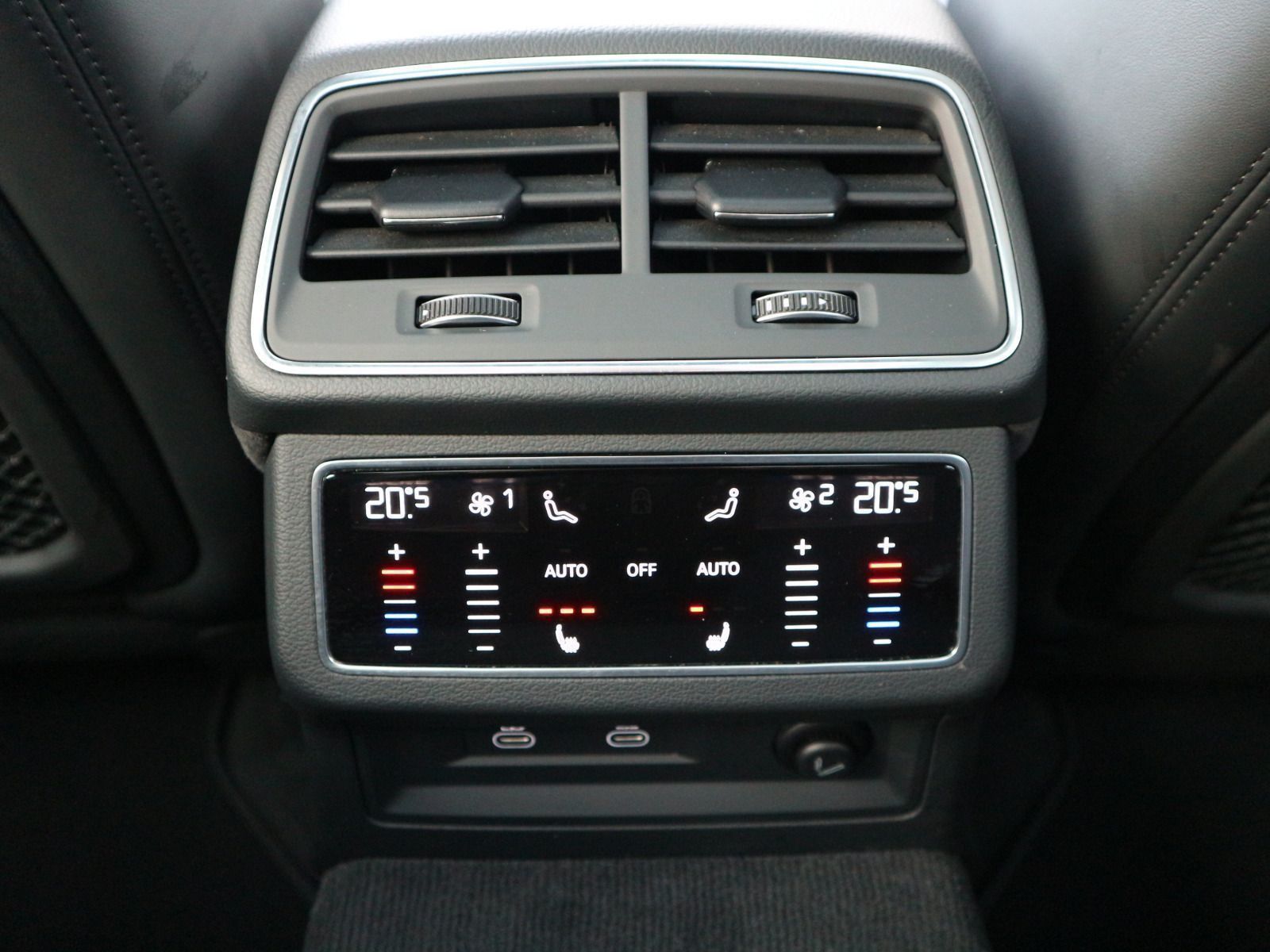 Audi RS 6 Avant HUD*PANO*B&O*MATRIX*CARPLAY*ACC