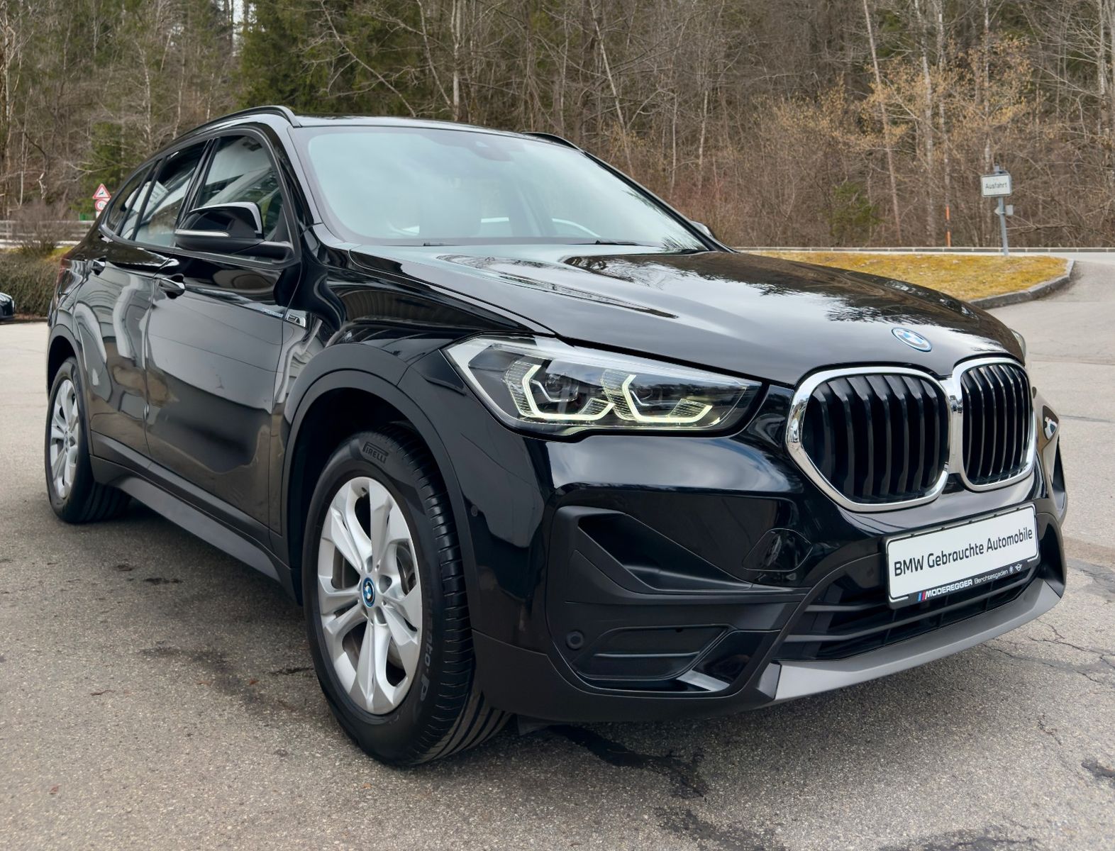 BMW X1 xDrive25e Business - Samsaru's Car Outlet