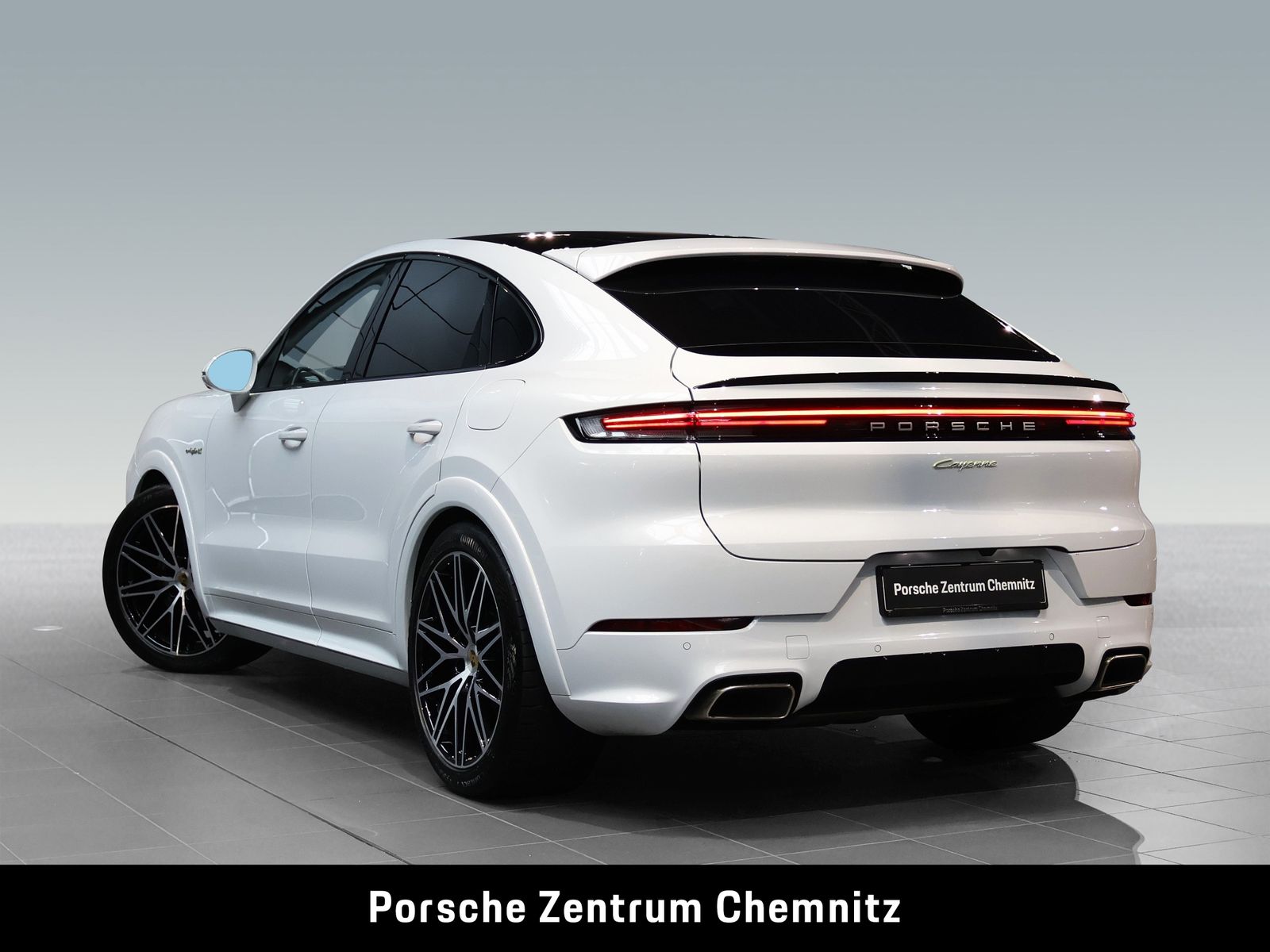 Porsche Cayenne E-Hybrid Coupé 4+1Sitze; 360°;Sitzbelüft