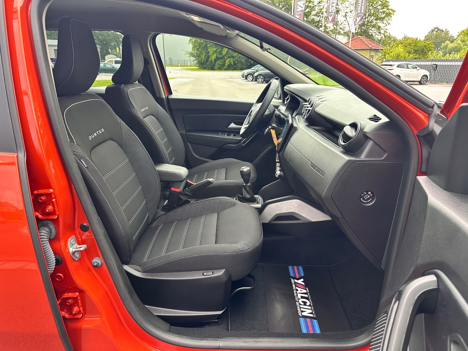 Dacia Duster Blue dCi 115 2WD Prestige - Samsaru's Car Outlet