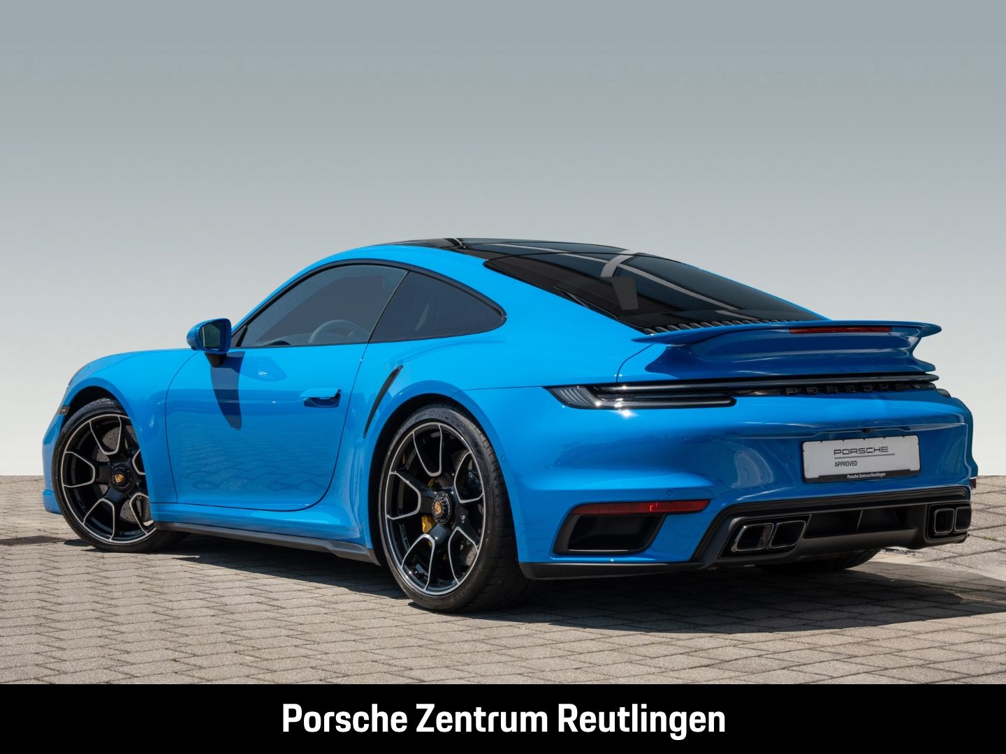 Porsche 992 911 Turbo S Burmester InnoDrive HA-Lenkung