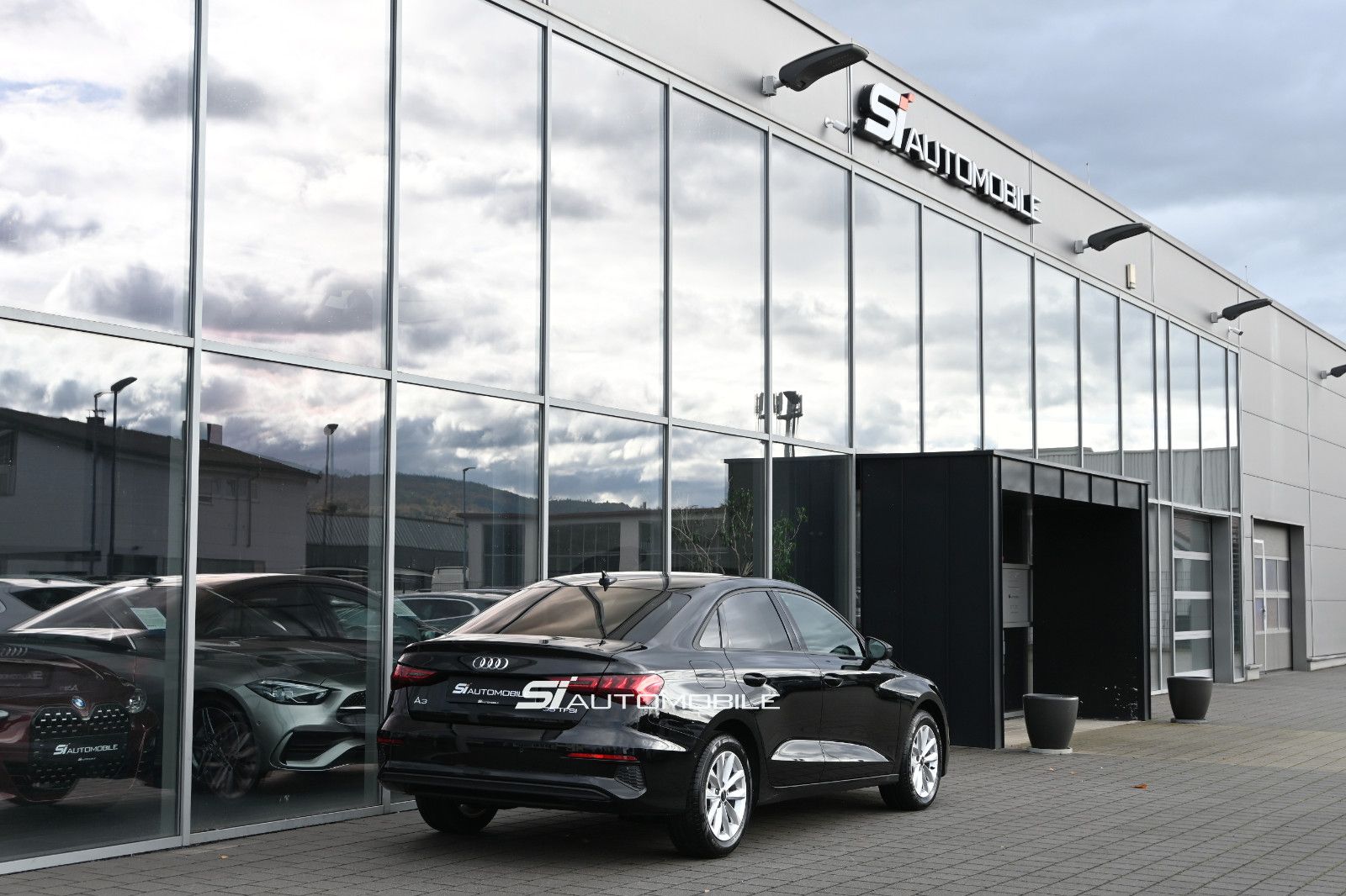 Audi A3 35 TFSI S tro. Limousine °ACC°PANO°HEAD-UP°