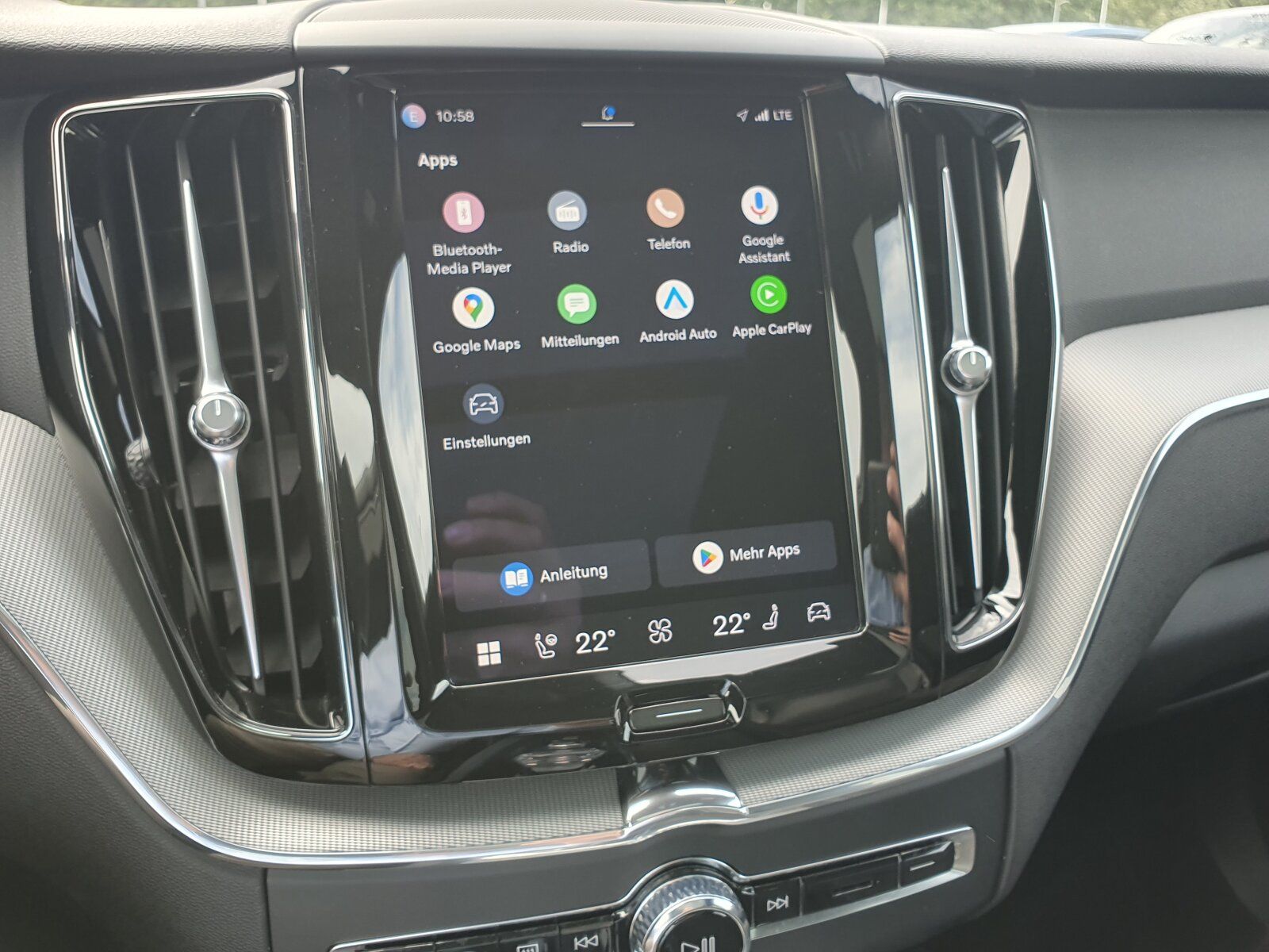 Volvo XC60 Recharge T6 R-Design PANO|