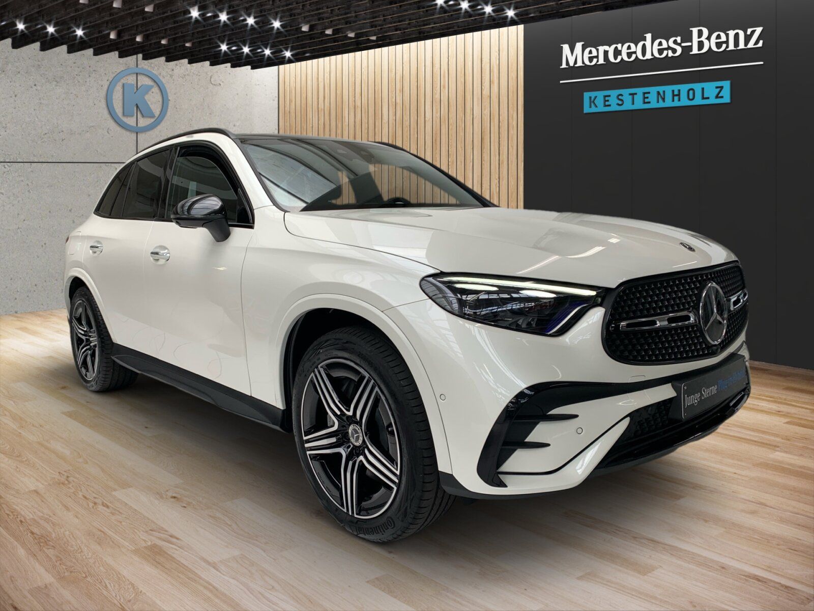 Mercedes-Benz GLC 300 e 4M *AMG*NIGHT*HINTERACHSLENK*AHK*PANO*