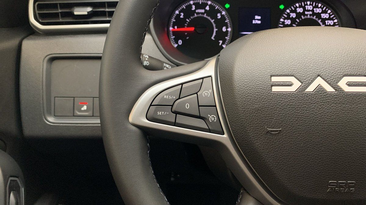 Dacia Duster JOURNEY TCe 150 EDC - Samsaru's Car Outlet